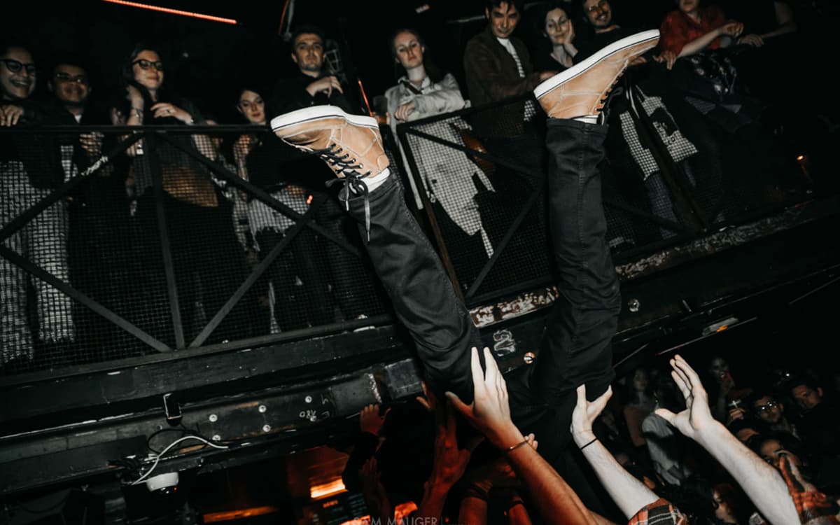 Public au Supersonic (12e).