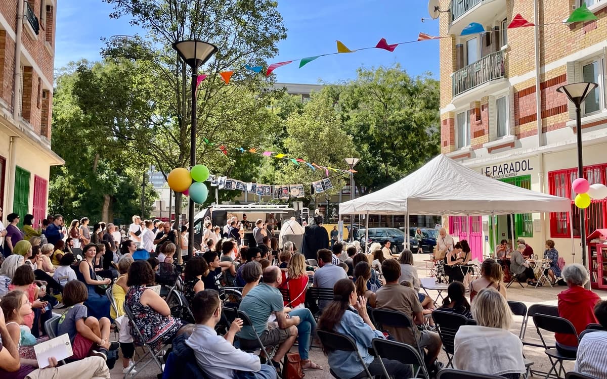 La fête bat son plein rue Paradol