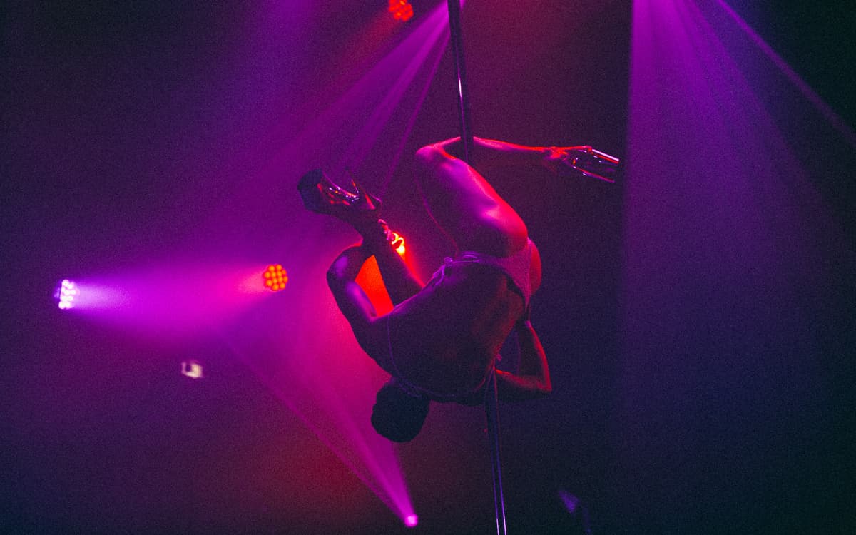 Atelier d'initiation à la Pole Dance dans le club de La Machine !