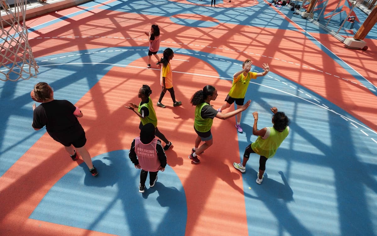 Paris Sportives : Handball et Basket Ball avec l’association Kabubu
