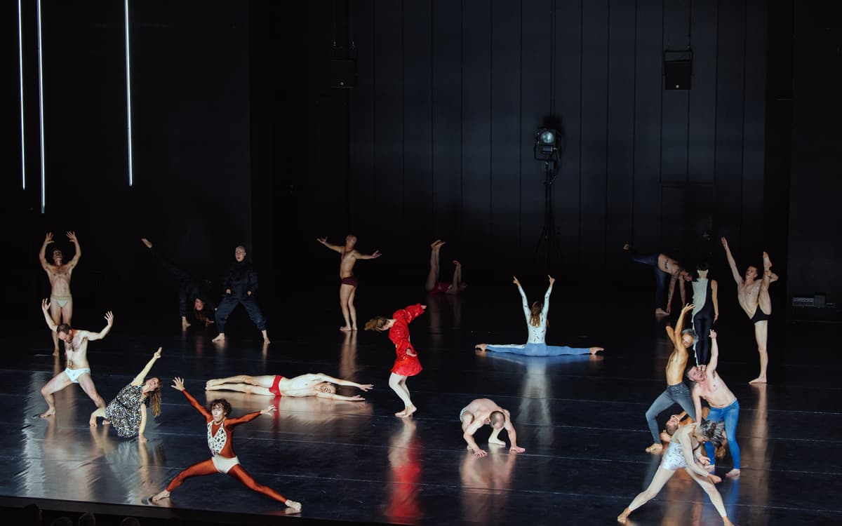 « 10000 gestes » de Boris Charmatz