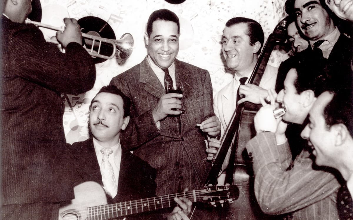 Duke Ellington & Django Reinhardt au Hot club, rue Chaptal (9e arrondissement), 1939