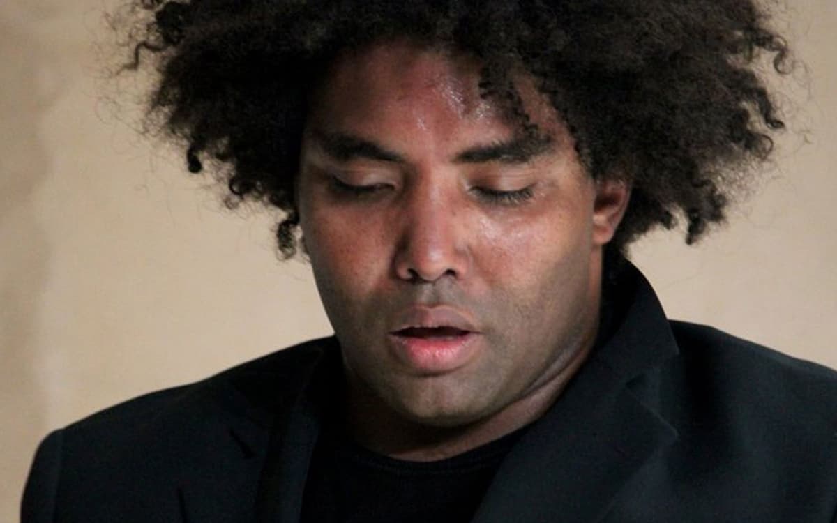 Taoufiq Izeddiou