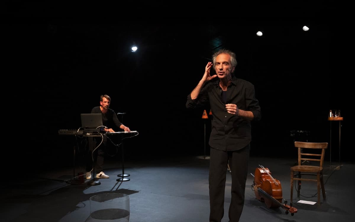 Théâtre : La Prédiction des oscillations