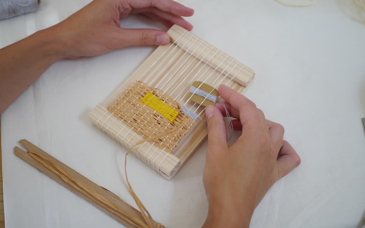 Tissage de paille et de raphia
