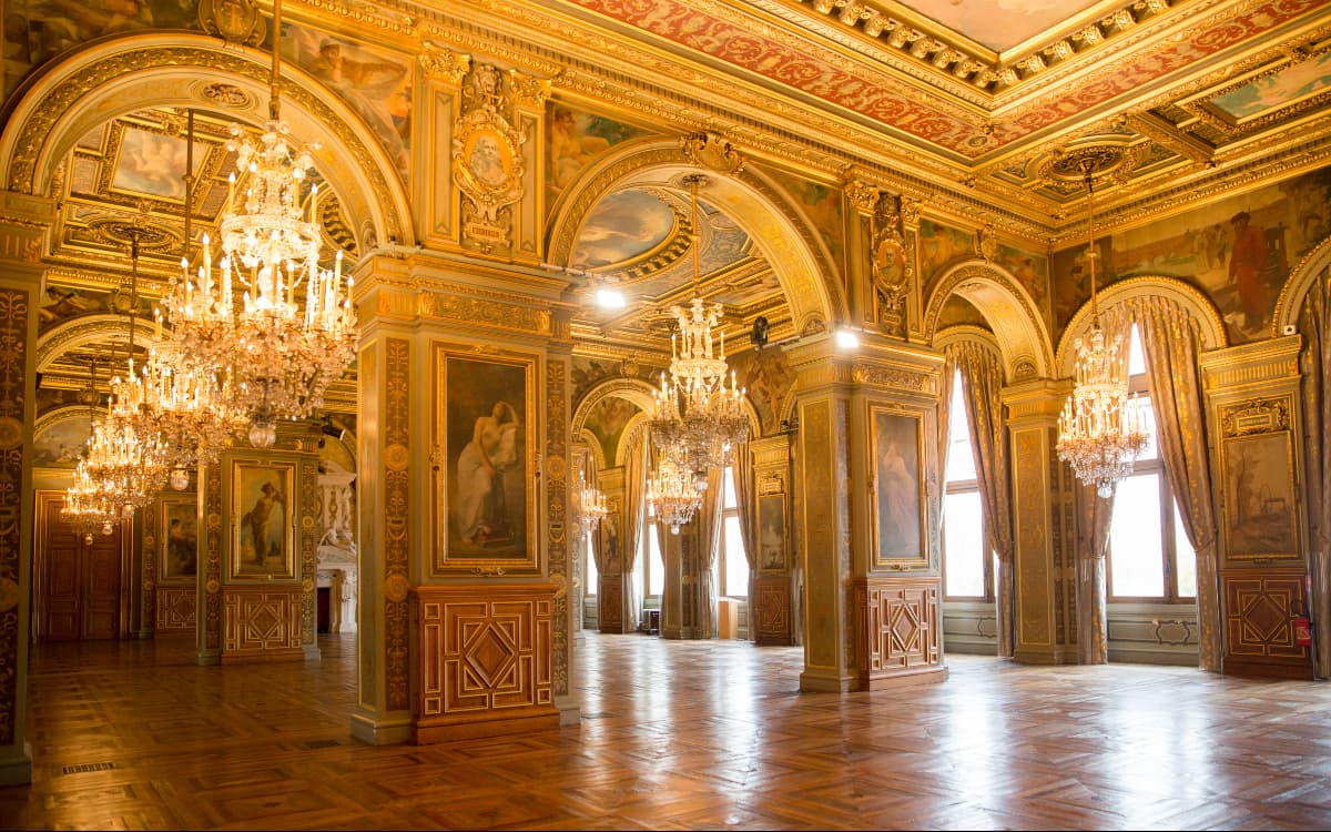 Salle des Arcades de l'Hôtel de Ville.