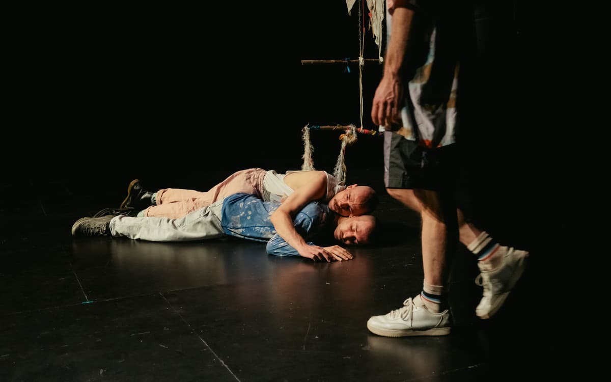 Variations on Tenderness de Pol Pi