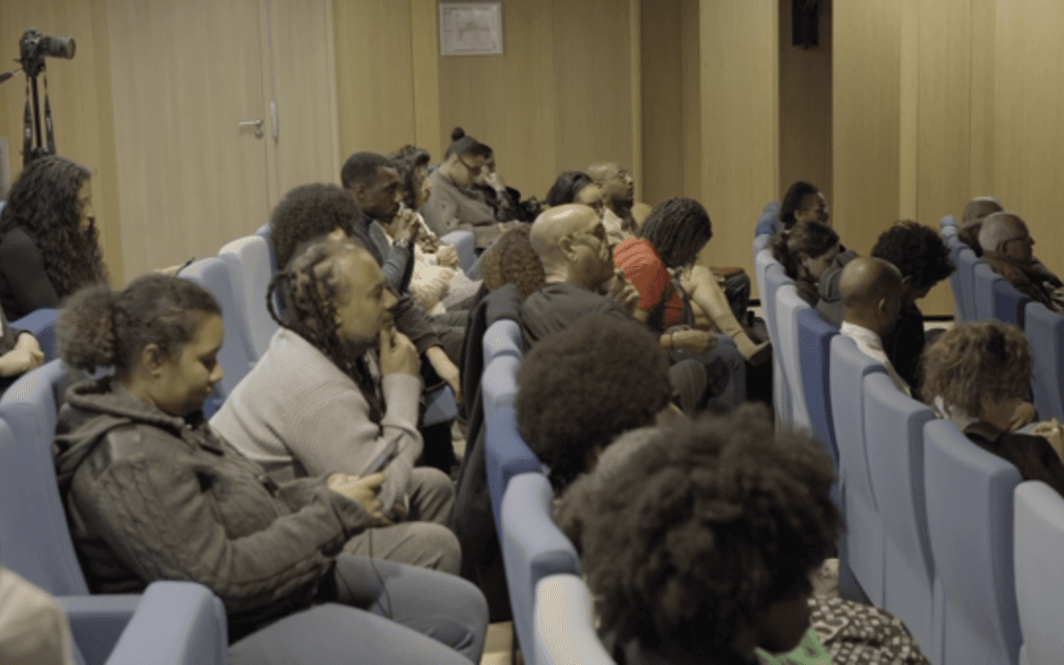 Le public lors de la projection d'un film de Kreyollywood