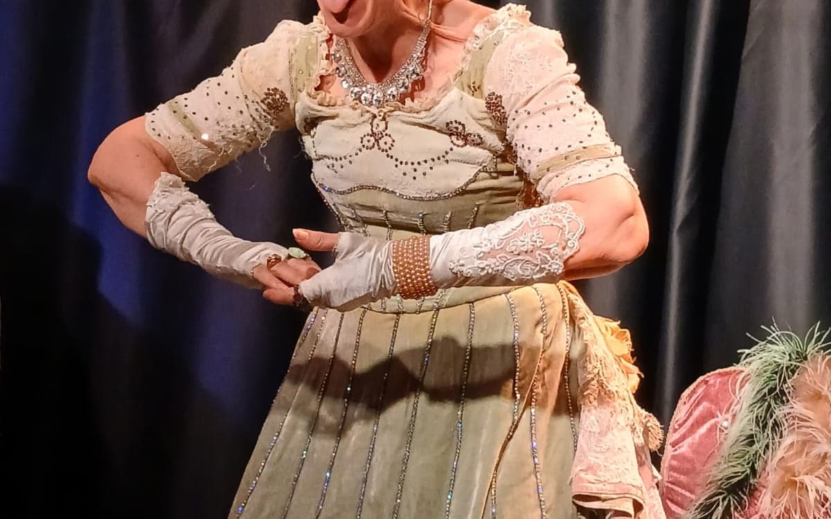 « Mademoiselle Maya en Ut Intégral » enchante le Théâtre Stéphane Gildas
