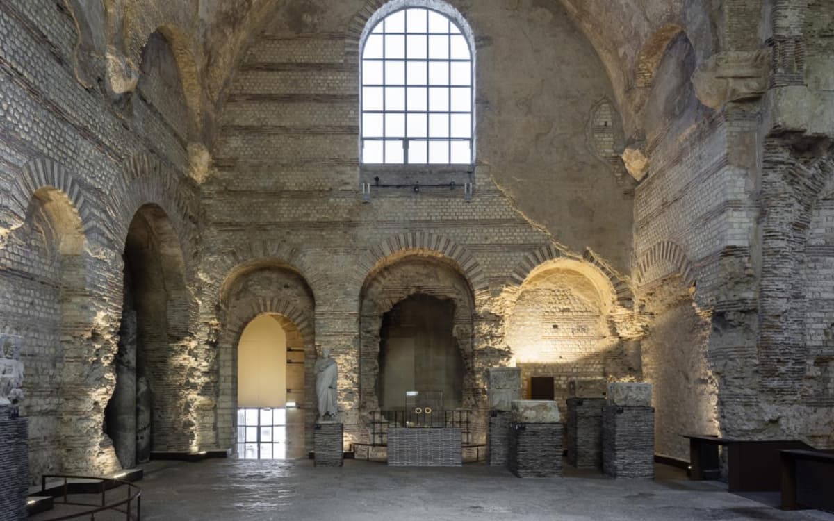 Le frigidarium des thermes de Cluny